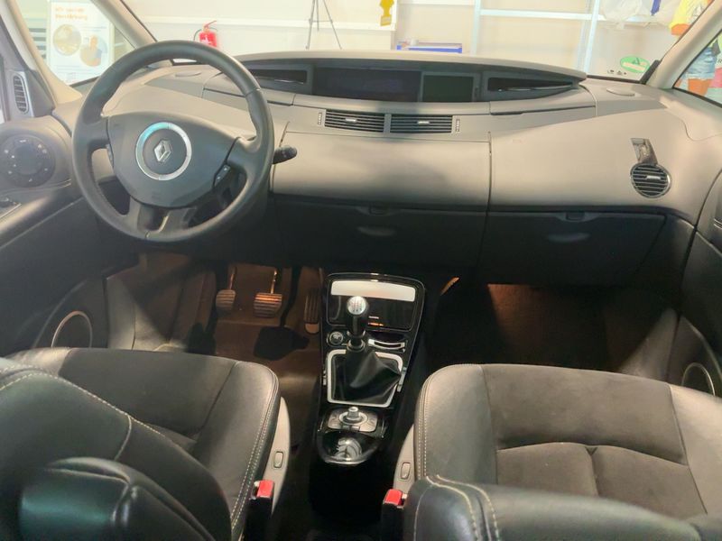 Renault Grand Espace 2.0 dCi Espace Edition 25th — zdjęcie 12