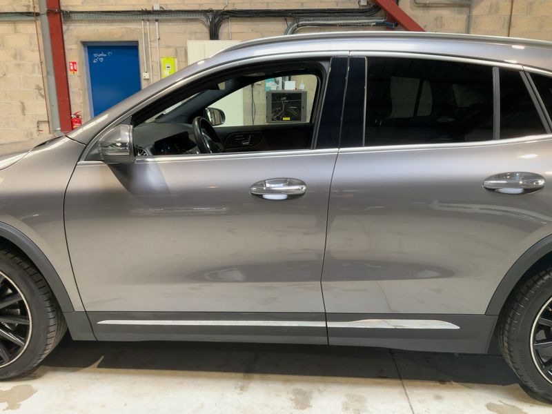 Mercedes-Benz GLA-Klasse GLA 200 AMG Line — zdjęcie 4