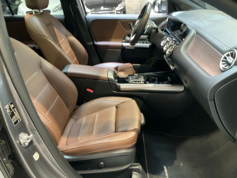 Mercedes-Benz GLA-Klasse GLA 200 AMG Line — zdjęcie 11