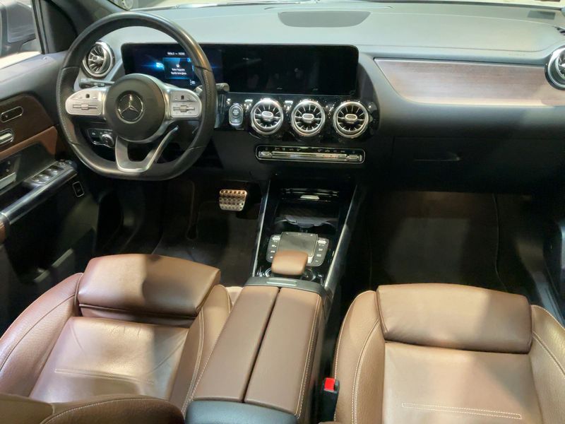 Mercedes-Benz GLA-Klasse GLA 200 AMG Line — zdjęcie 12