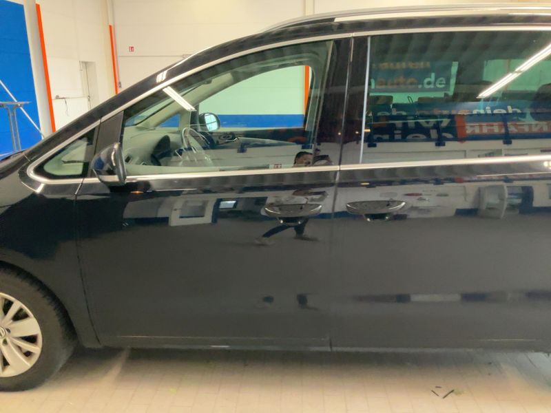 Volkswagen Sharan 2.0 TDI Comfortline BlueMotion Tech — zdjęcie 4