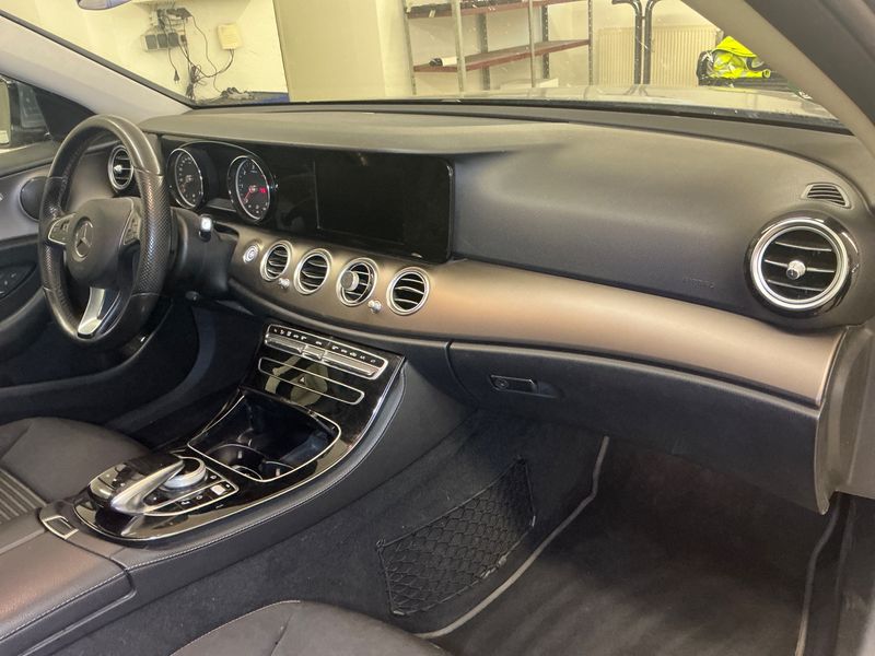 Mercedes-Benz E-Klasse E 220 d Avantgarde 2016 – снимка 29