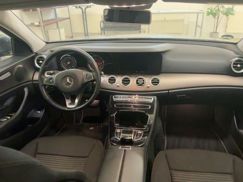 Mercedes-Benz E-Klasse E 220 d Avantgarde — zdjęcie 12