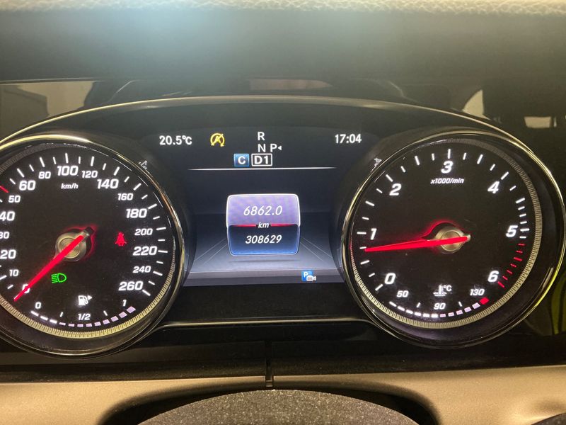 Mercedes-Benz E-Klasse E 220 d Avantgarde — zdjęcie 13