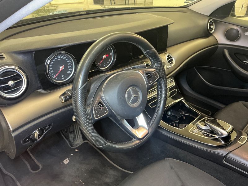 Mercedes-Benz E-Klasse E 220 d Avantgarde 2016 – снимка 31