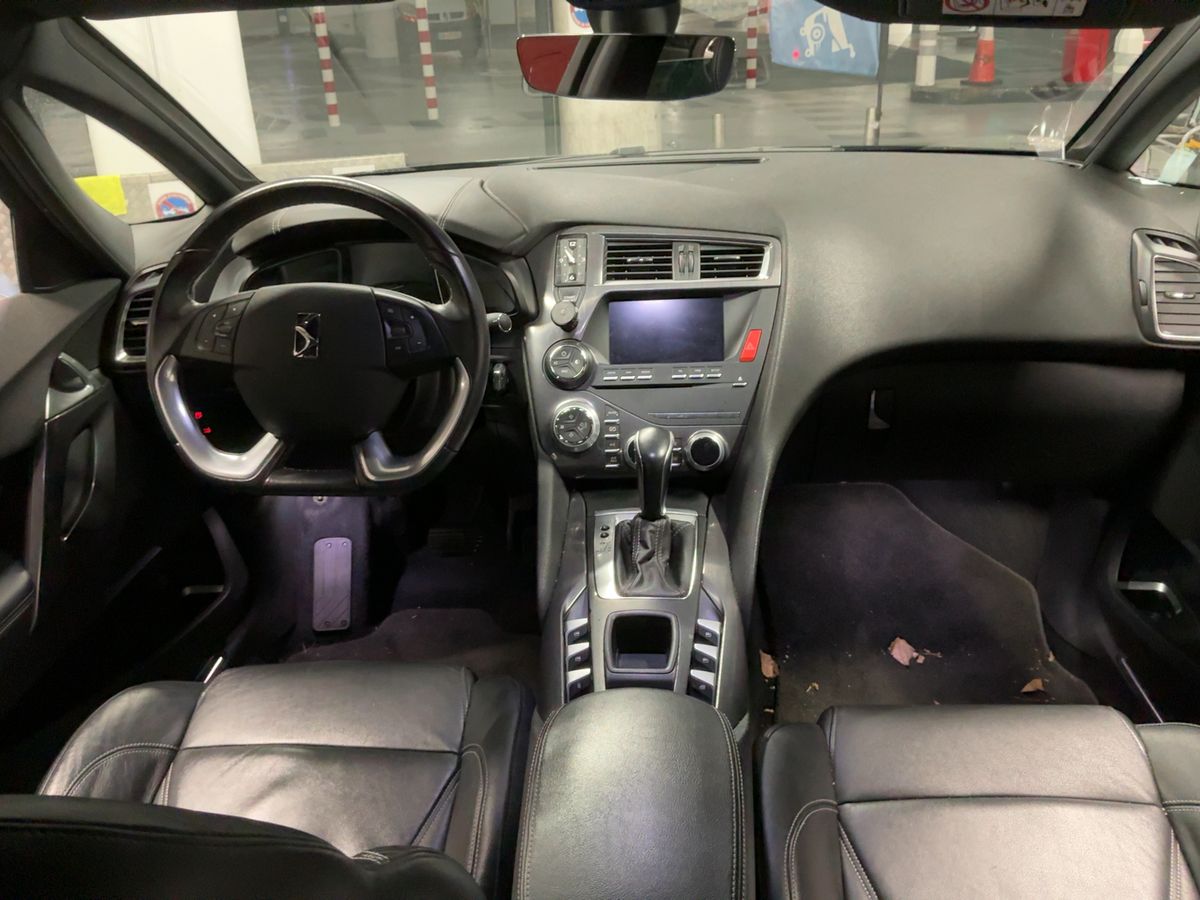DS Automobiles 2018 — photo 18