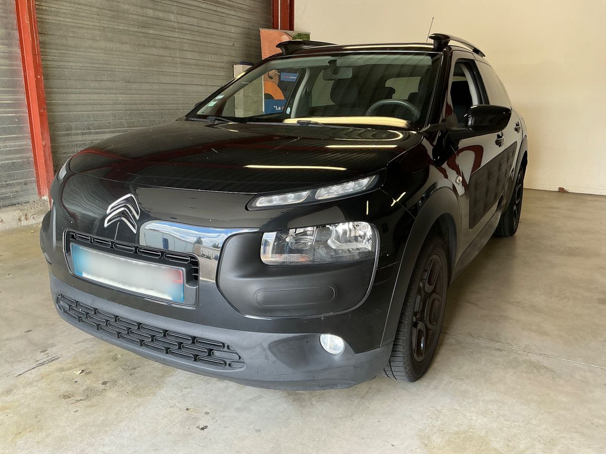 Citroen C4 2017 — photo 1