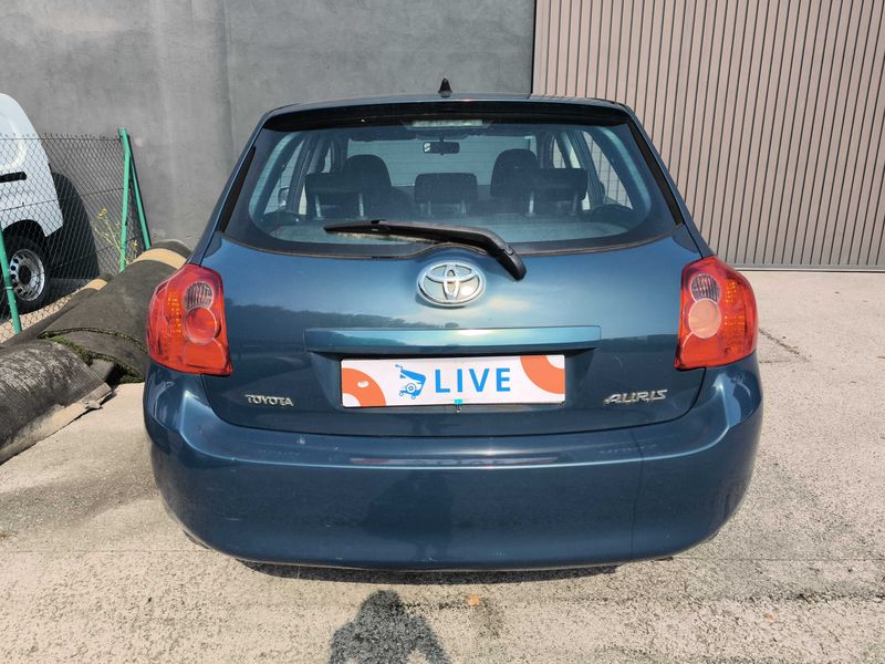 Toyota Corolla 1.4 D-4D Live — zdjęcie 4