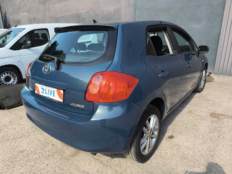 Toyota Corolla 1.4 D-4D Live — zdjęcie 5
