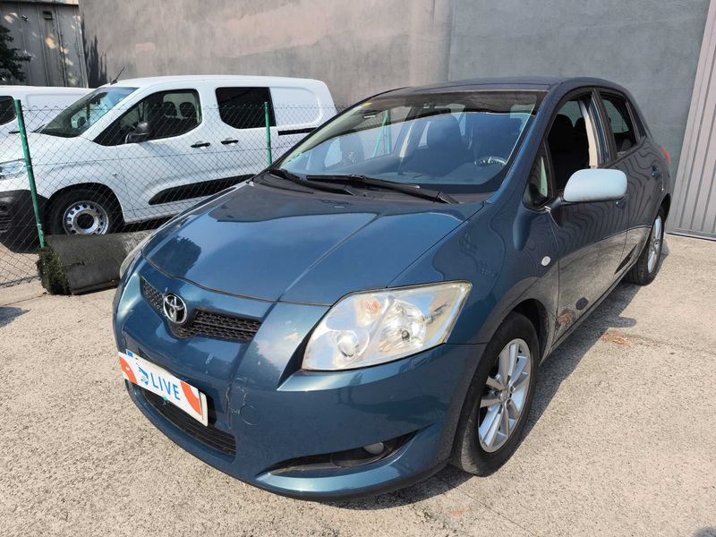 Toyota Corolla 1.4 D-4D Live