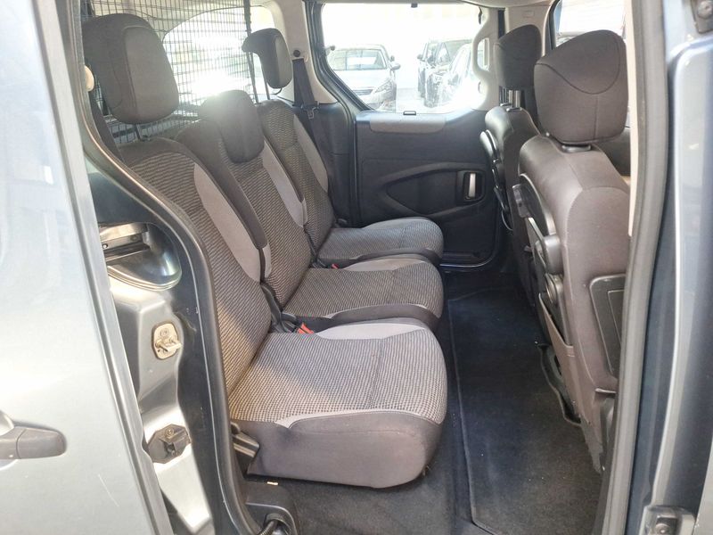 Peugeot Partner 1.6 HDi Outdoor 2013 – снимка 14