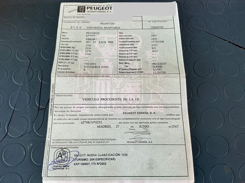Peugeot 807 2.0 HDi ST Pack — zdjęcie 16