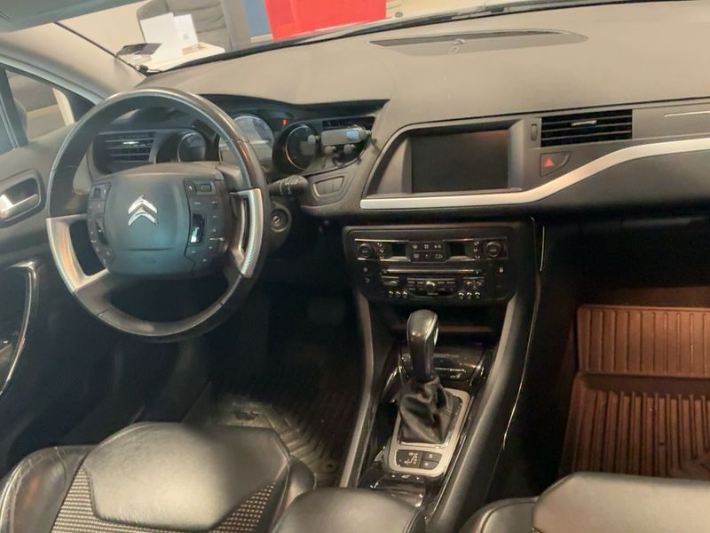 Citroen C5 2.2 HDi Exclusive — zdjęcie 12