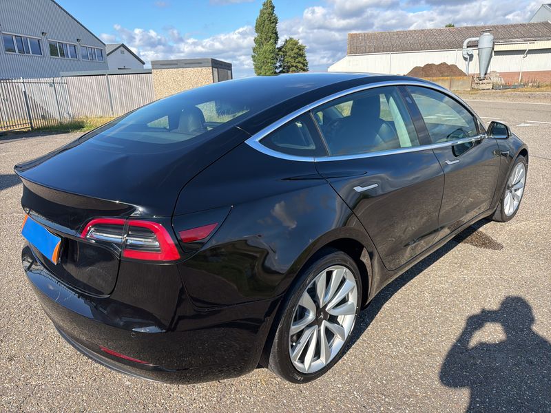 Tesla Model 3 Long Range Dual AWD AWD — zdjęcie 5