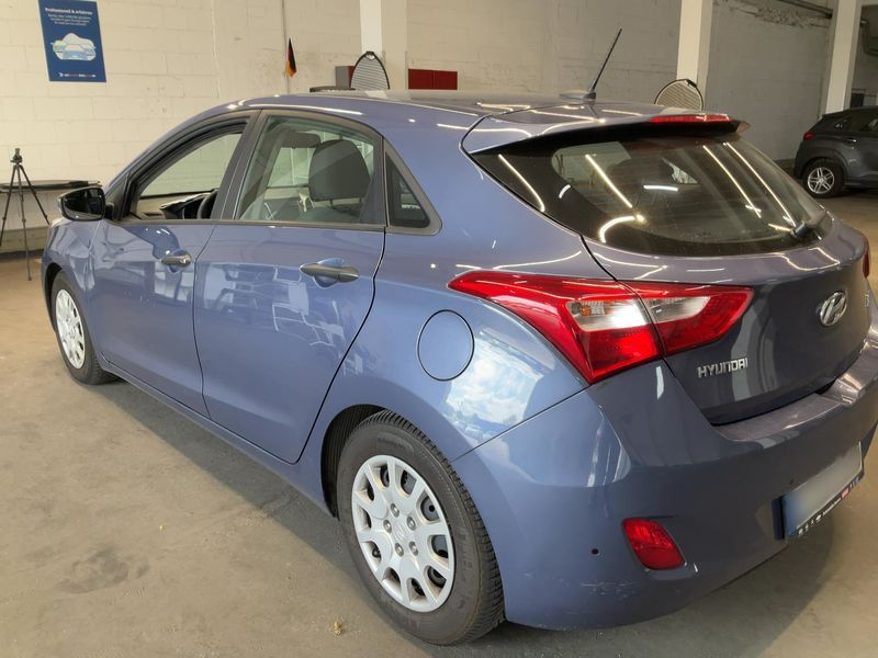 Hyundai i30 1.4 CRDi Classic — zdjęcie 3