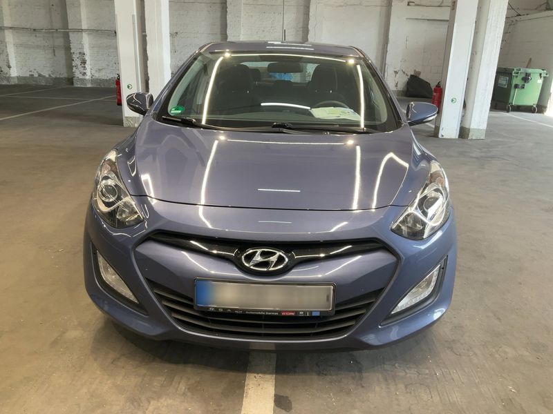 Hyundai i30 1.4 CRDi Classic — zdjęcie 9