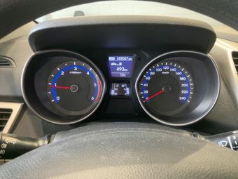 Hyundai i30 1.4 CRDi Classic — zdjęcie 13