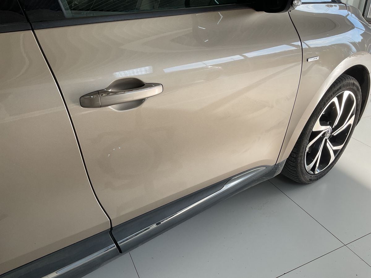 Renault Grand 2019 — photo 30