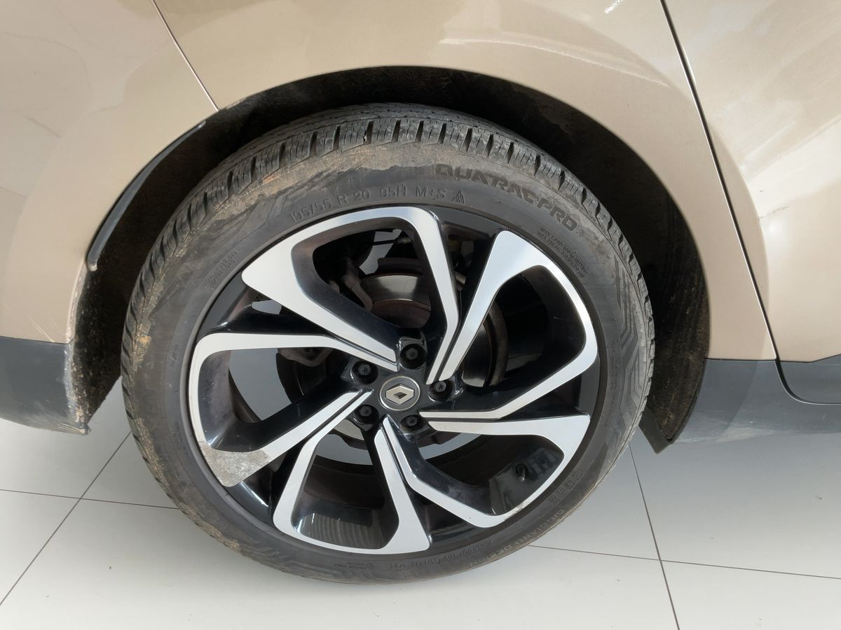 Renault Grand 2019 — photo 10