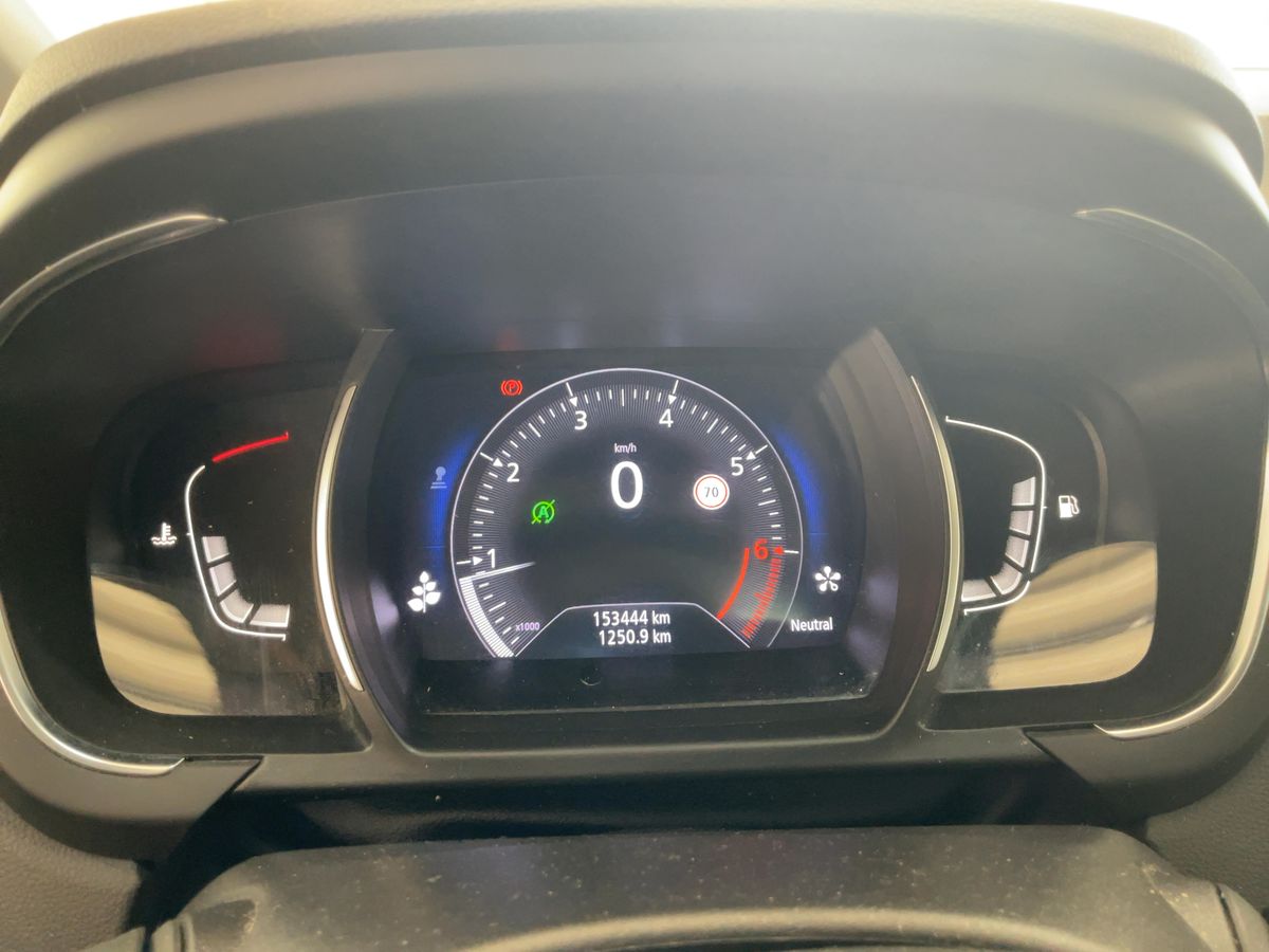 Renault Grand 2019 — photo 19