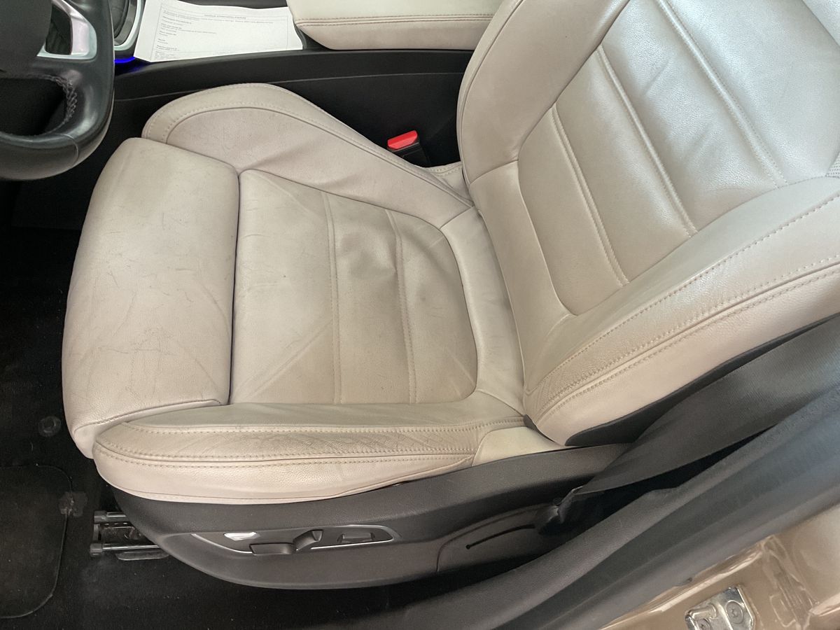 Renault Grand 2019 — photo 38