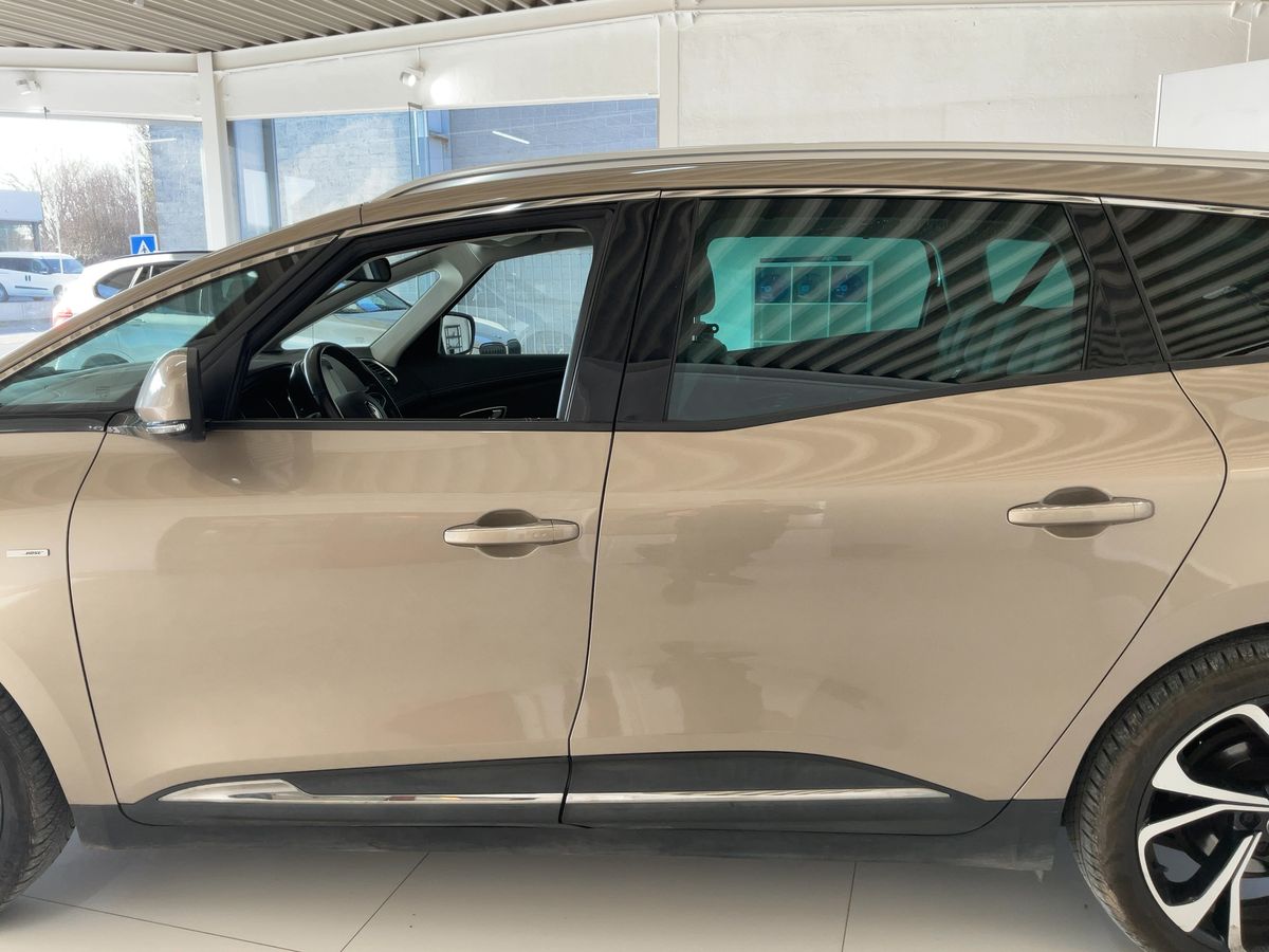 Renault Grand 2019 — photo 5