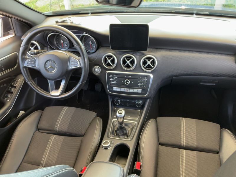 Mercedes-Benz A-Klasse A 200 CDI Urban — zdjęcie 12