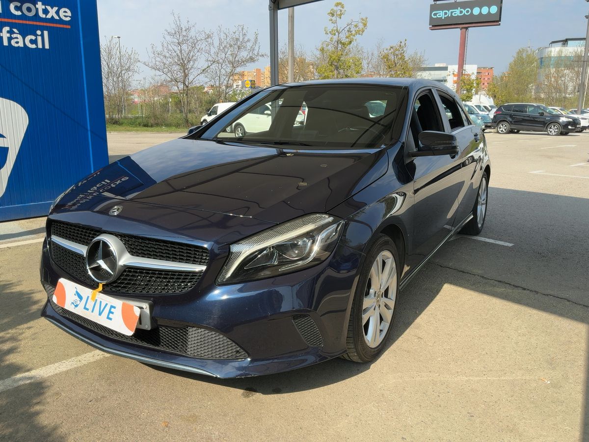 Mercedes-Benz A-Klasse 2017 — photo 1