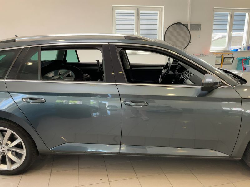 Skoda Superb 1.8 TSI Style — zdjęcie 7