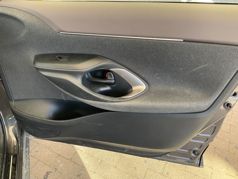 Toyota Yaris Cross 1.5 Hybrid 2WD Lounge 2021 – снимка 24