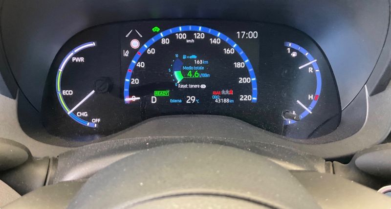 Toyota Yaris Cross 1.5 Hybrid 2WD Lounge 2021 – снимка 18