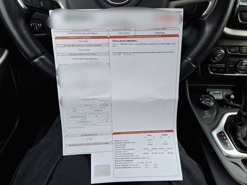Jeep Cherokee 2.2 M-Jet Longitude 4WD — zdjęcie 22