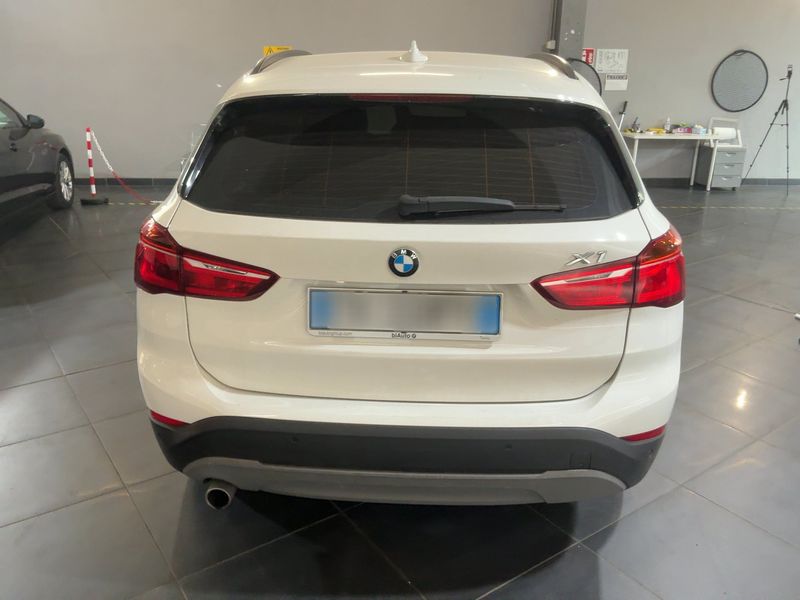 BMW X1 sDrive 18d Advantage 2018 – снимка 7