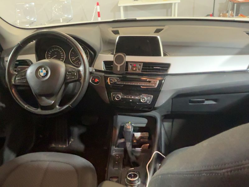 BMW X1 sDrive 18d Advantage 2018 – снимка 17
