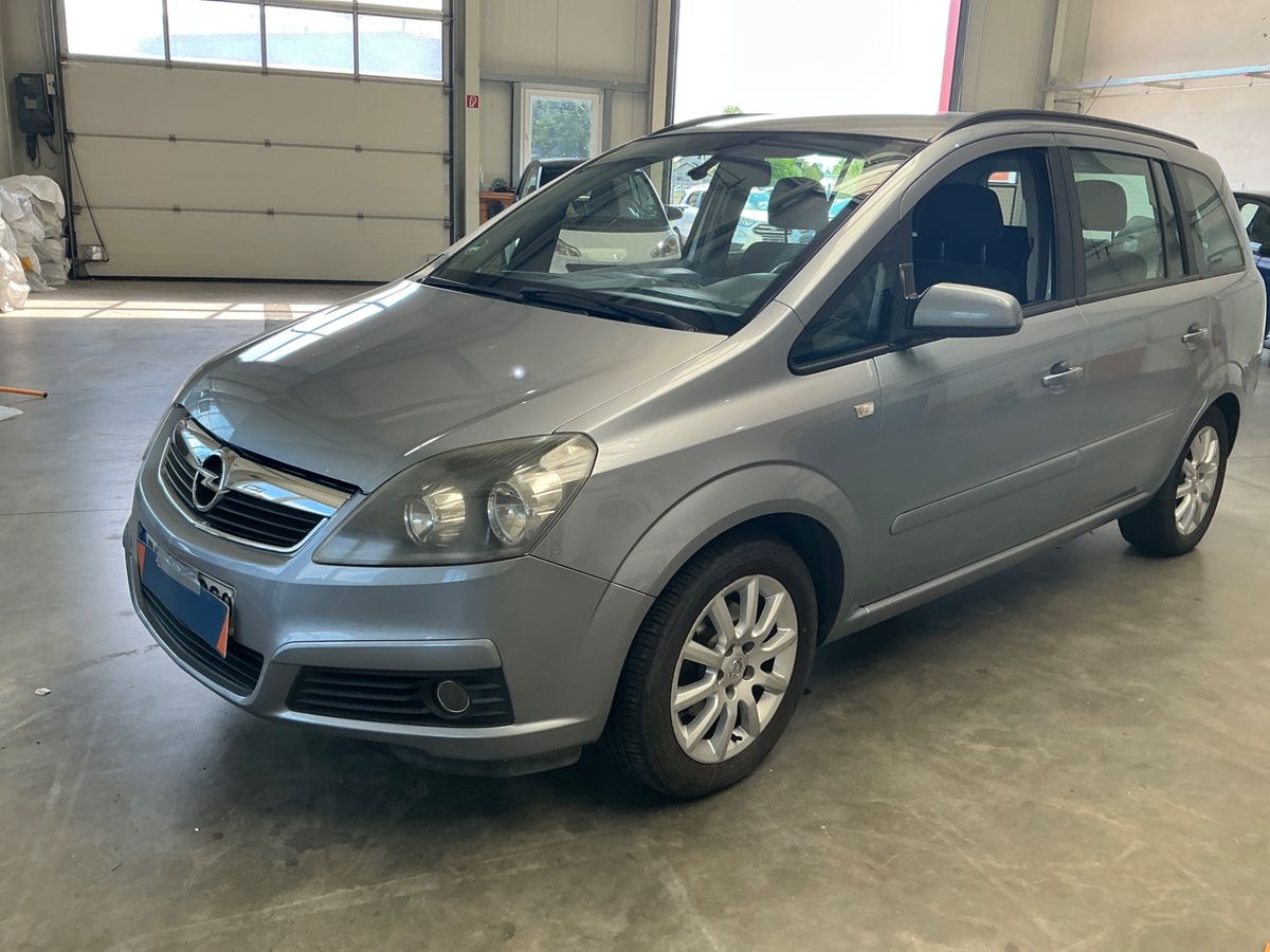 Opel Zafira 1.8 CATCH ME Now