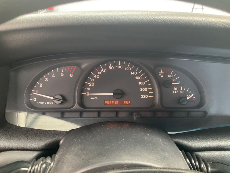 Opel Vectra 2.0 DTI Comfort — zdjęcie 4