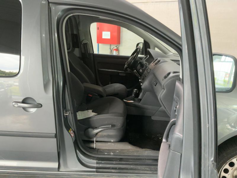 Volkswagen Caddy 2.0 TDI Maxi Comfortline 2014 – снимка 17
