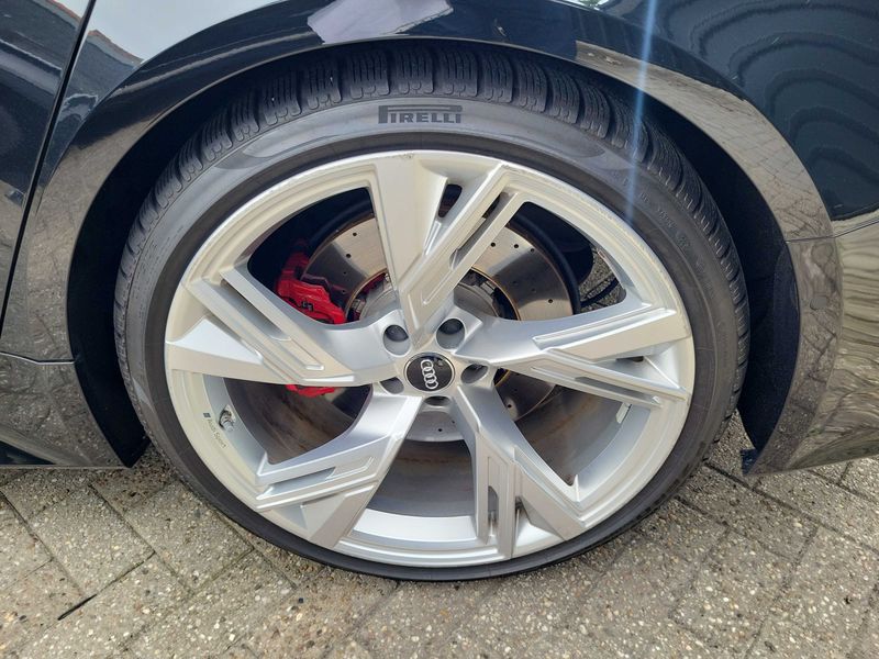 Audi RS 7 Sportback 4.0 TFSI Mild-Hybrid quattro — zdjęcie 25