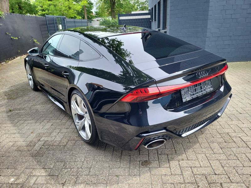 Audi RS 7 Sportback 4.0 TFSI Mild-Hybrid quattro — zdjęcie 3