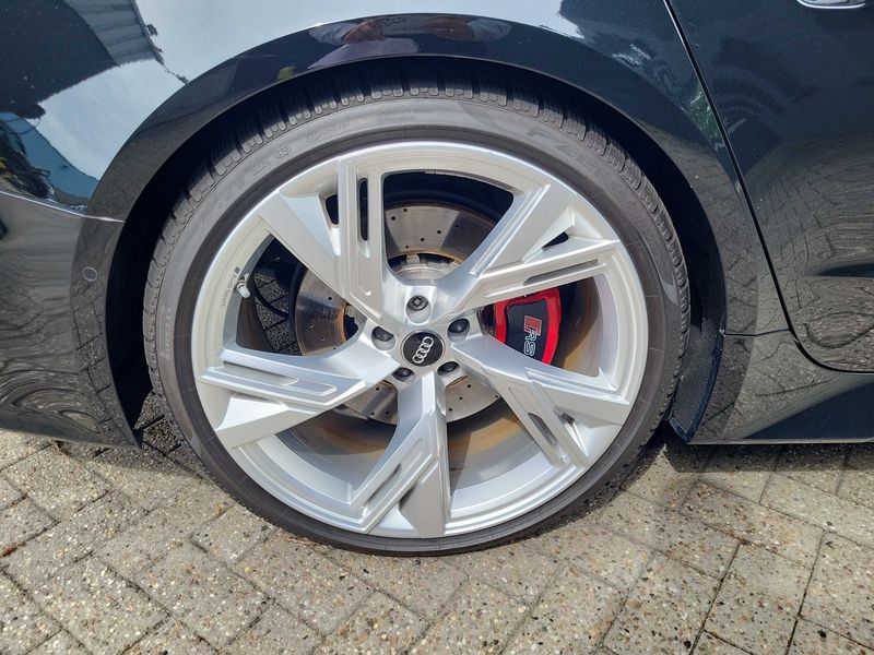 Audi RS 7 Sportback 4.0 TFSI Mild-Hybrid quattro — zdjęcie 24