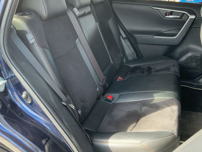 Toyota RAV 4 2.5 Hybrid 4x4 Luxury — zdjęcie 14