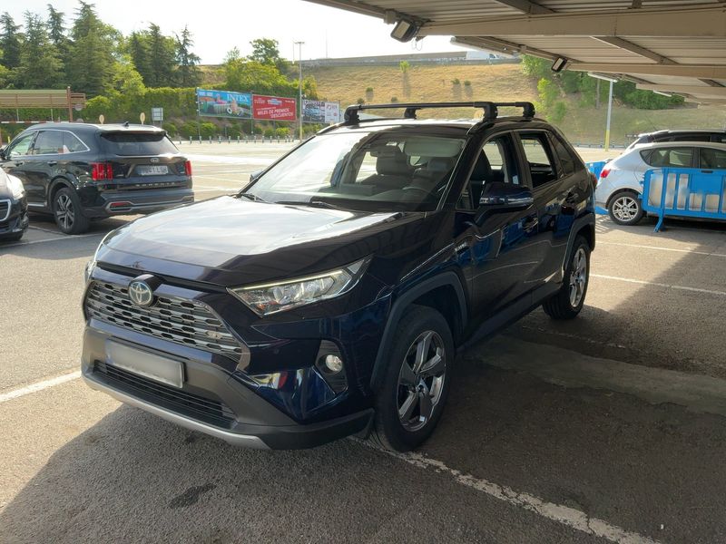 Toyota RAV 4 2.5 Hybrid 4x4 Luxury — zdjęcie 1