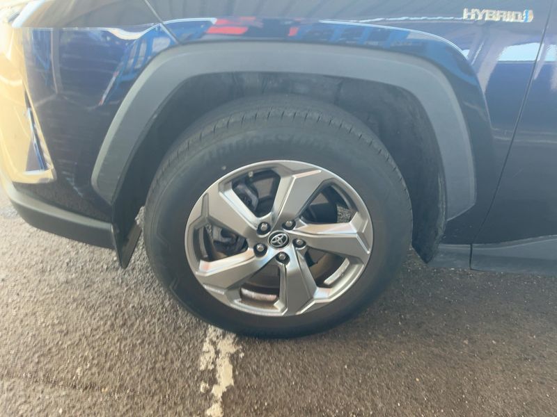 Toyota RAV 4 2.5 Hybrid 4x4 Luxury 2021 – снимка 3