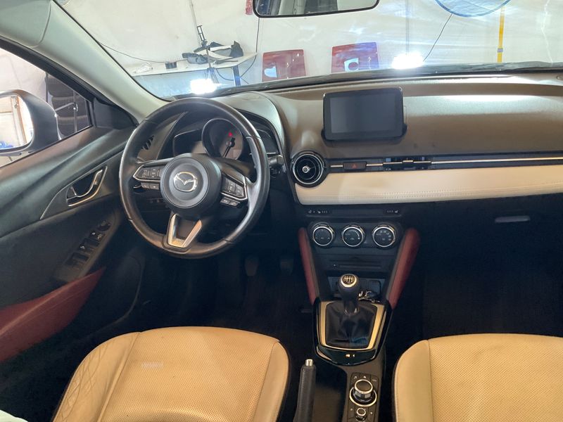 Mazda CX-3 2.0 Revolution Top AWD — zdjęcie 12