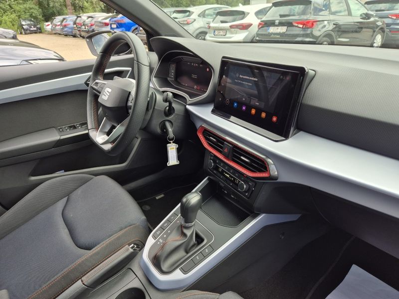 Seat Arona 1.0 TSI FR — zdjęcie 6