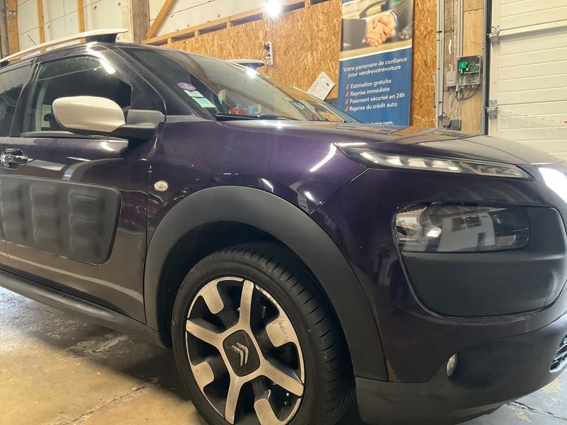 2014 Citroen C4 Cactus 1.2 VTi Shine Edition from the USA