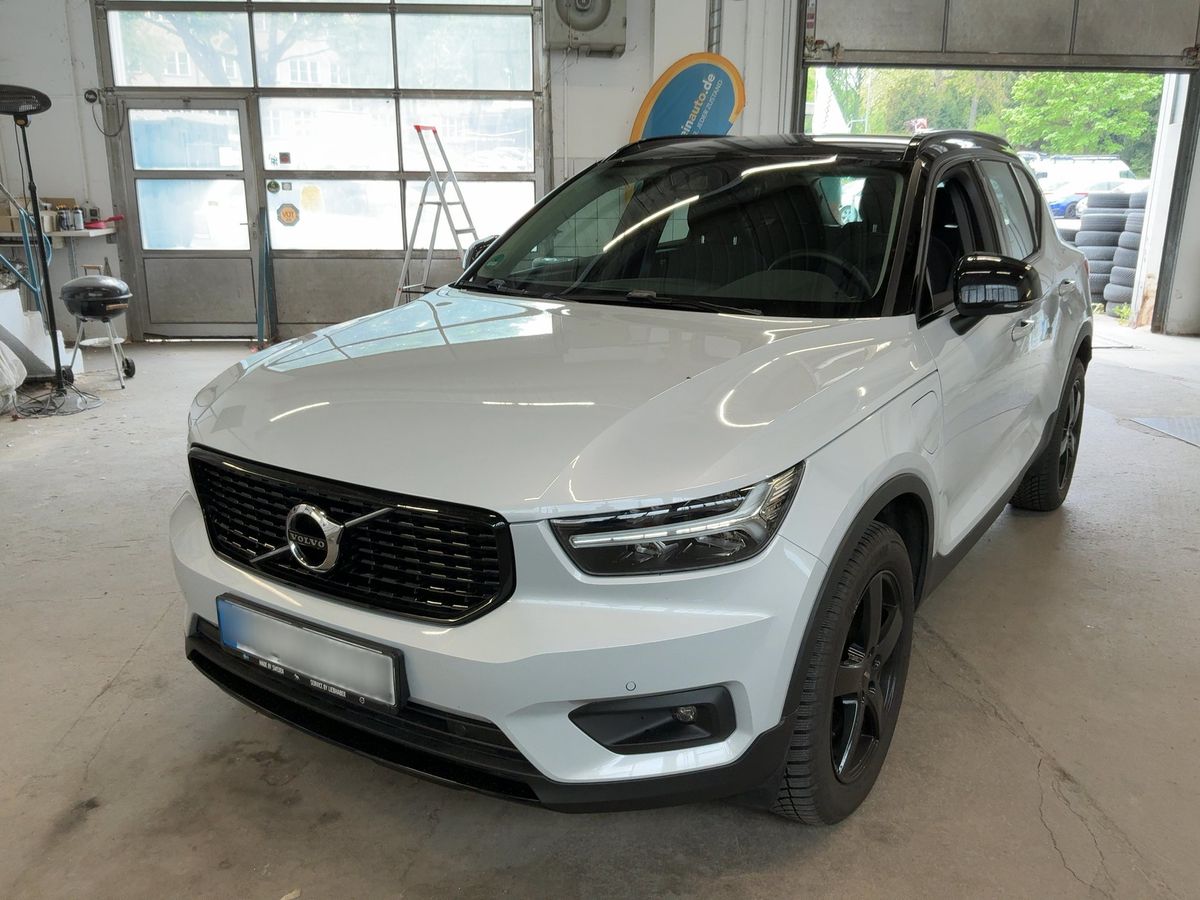 Volvo XC40 2020 — photo 1