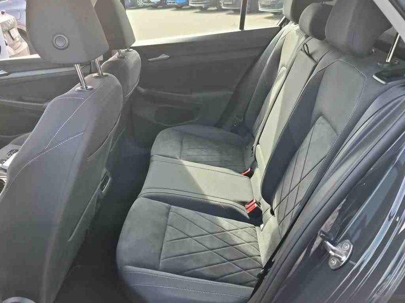 Volkswagen Golf VIII 1.5 TSI ACT Style — zdjęcie 12