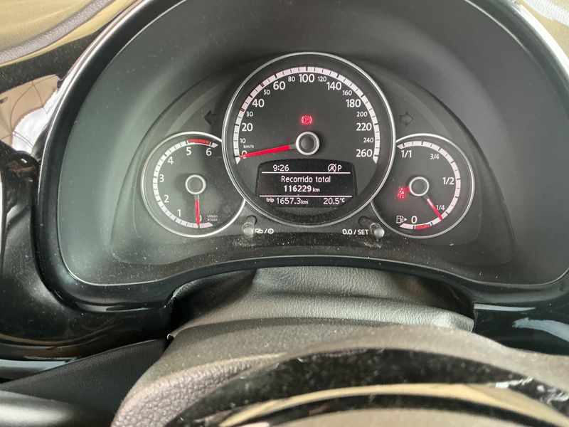 Volkswagen Beetle 2.0 TDI BlueMotion Tech — zdjęcie 13