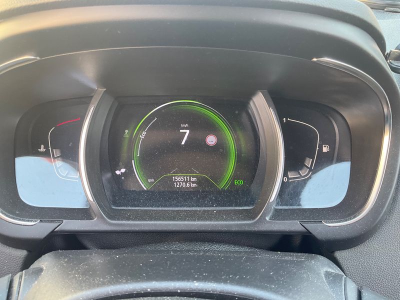 Renault Grand Scenic 1.3 TCe Business — zdjęcie 13